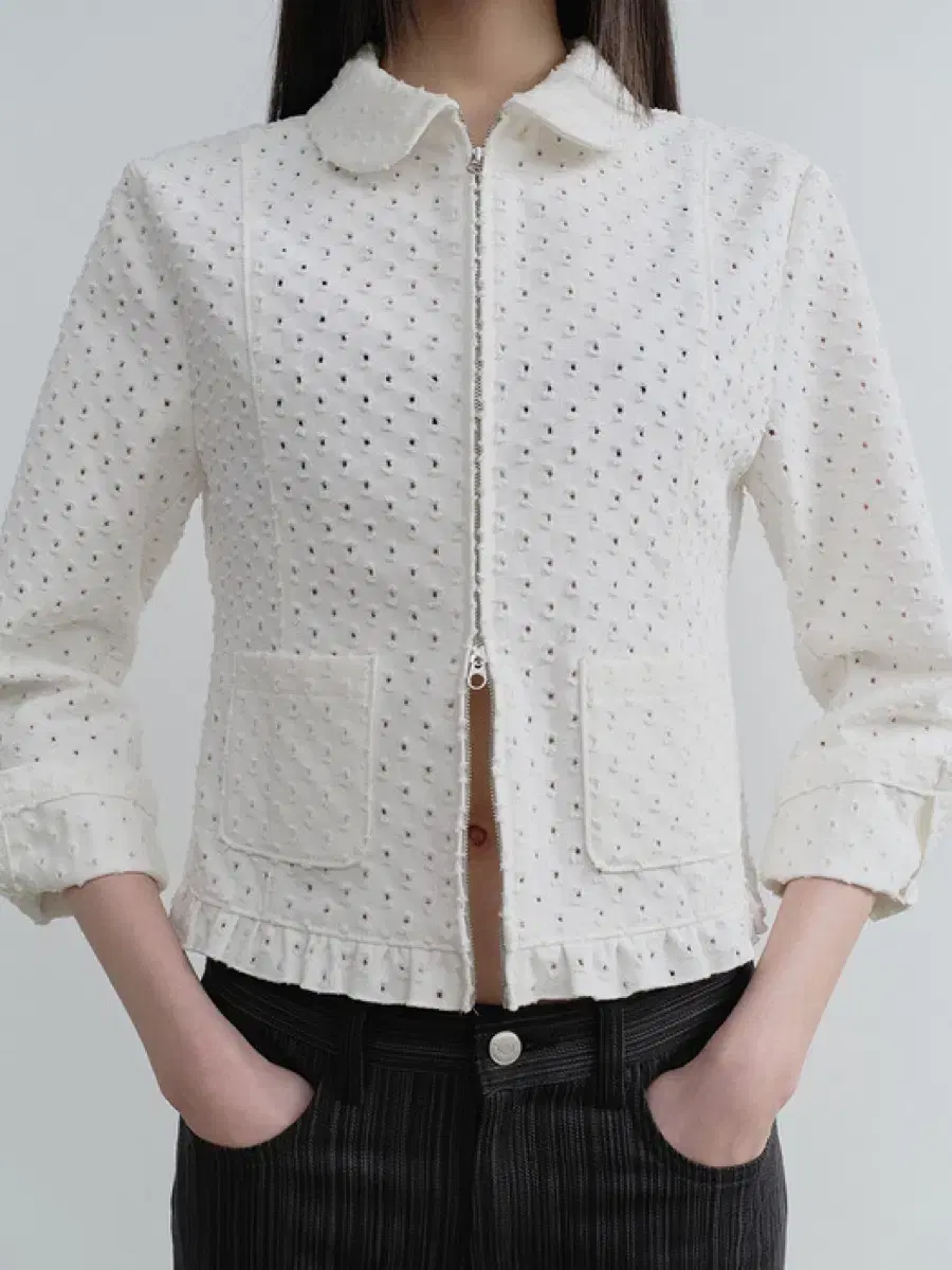 【AMOMENTO】BOUCLE LOGO TOP_SKY BLUE AMOMENTO 아모멘토 BOUCLE LOGO TOP (SKY BLUE) | 브랜드 중고